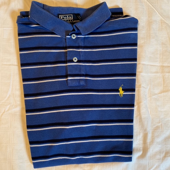 Ralph Lauren Men.Worn in good condition. Collar on 2 small discoloration - Picture 9 of 10